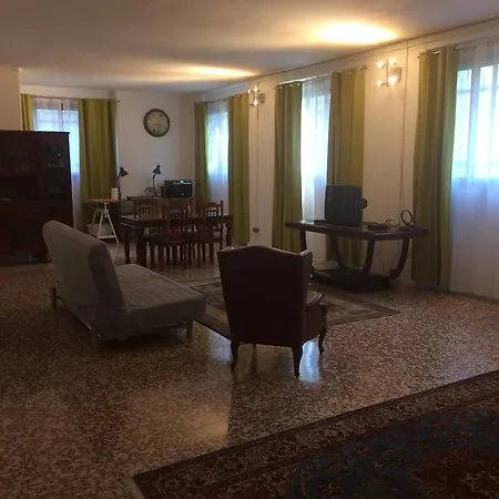 Barbaric Loft & Studio Milánó
